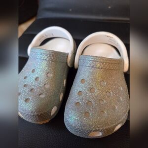 Crocs Glittery Silver Kids Clogs C5